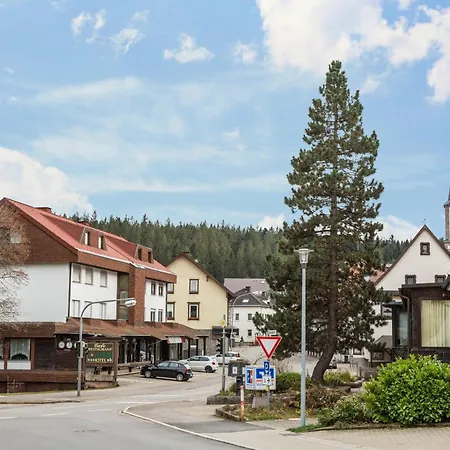 Urs Schönwalde